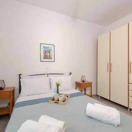 Holiday home Koukounaria House Drakas