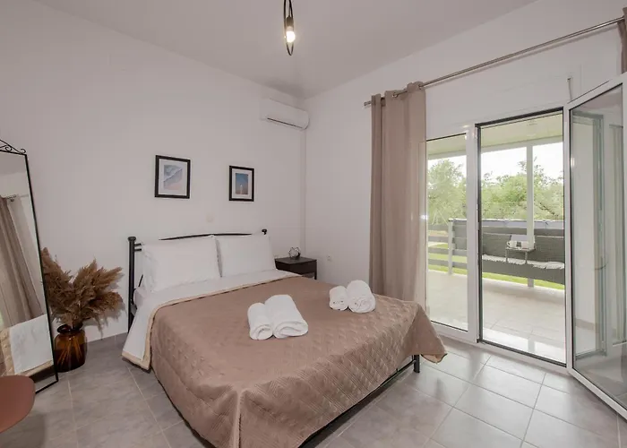 Koukounaria House