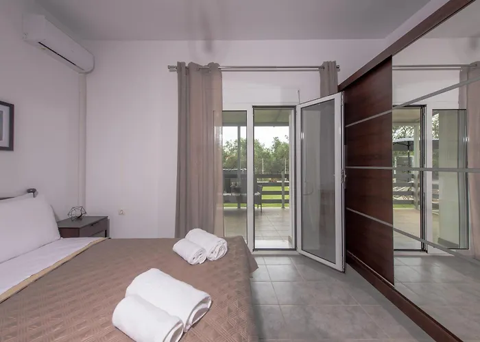 Koukounaria House