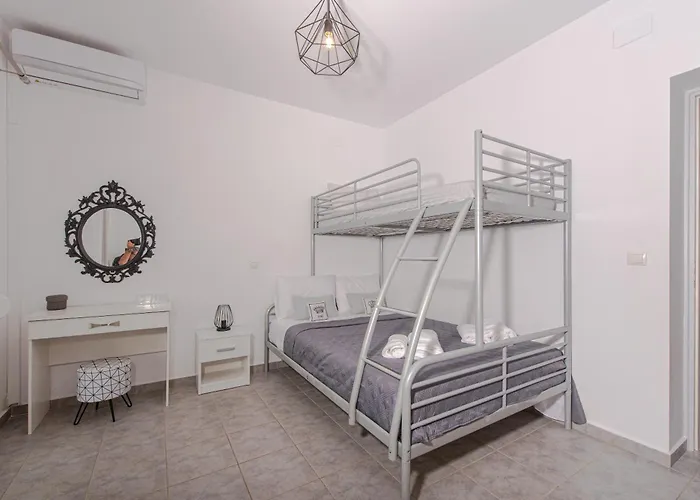 Koukounaria House Dom wakacyjny *