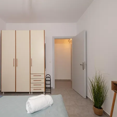 Koukounaria House Tatil Evi Drakas