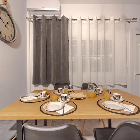 Koukounaria House Holiday home *