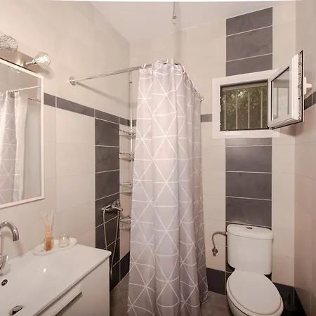 Holiday home Koukounaria House *